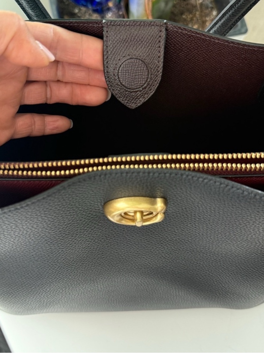 Coach Black Pebbled Leather Tote with Gold Turnlock - Picture 5 of 5